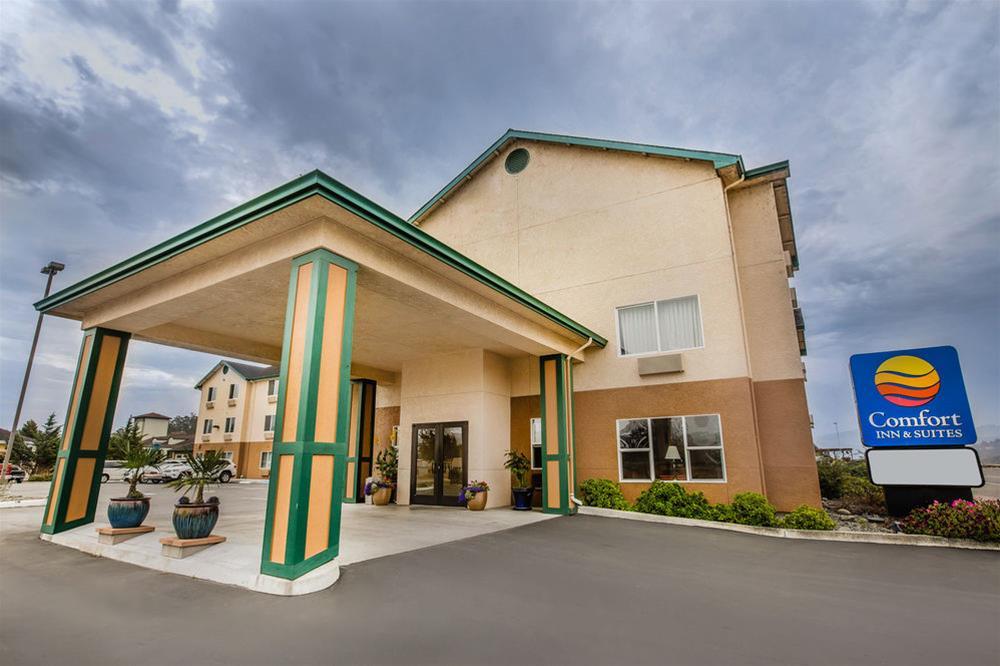 Comfort Inn & Suites Redwood Country Fortuna Exterior foto