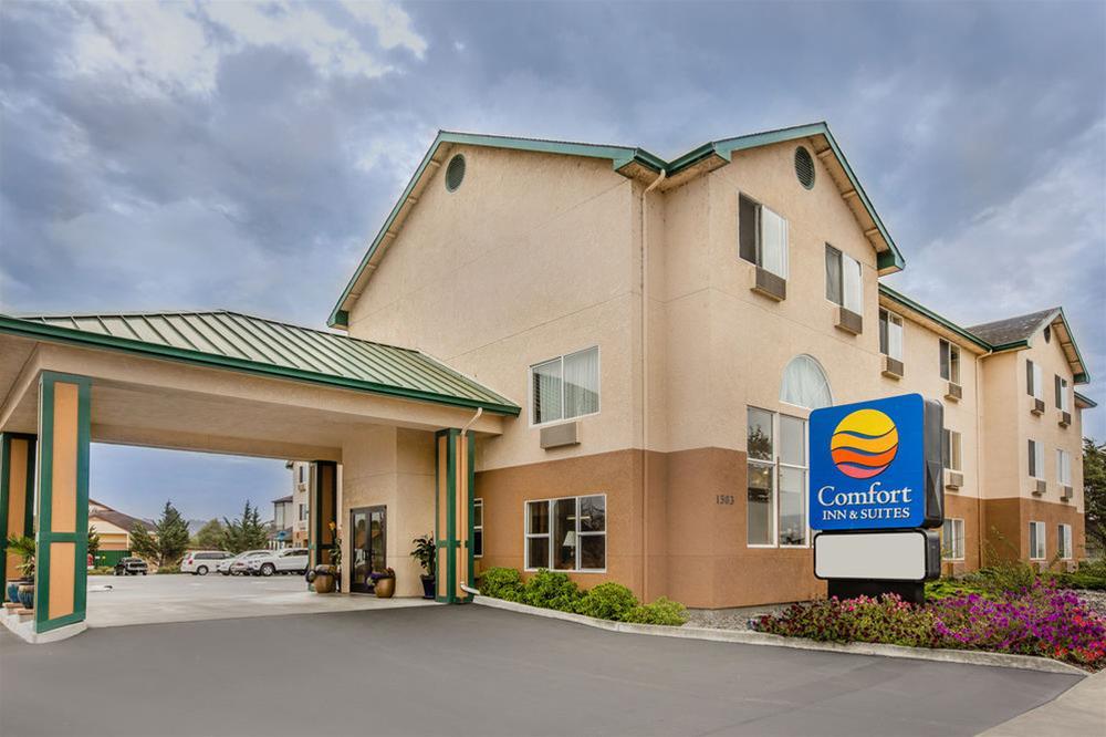 Comfort Inn & Suites Redwood Country Fortuna Exterior foto