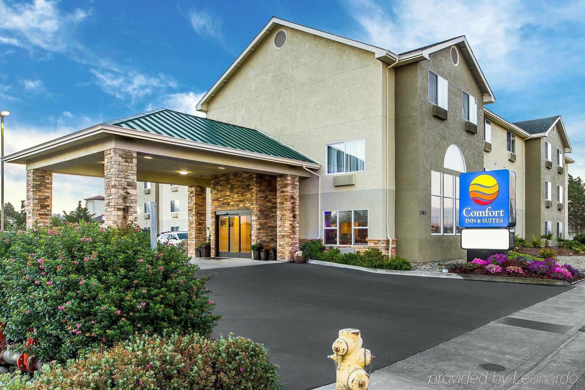 Comfort Inn & Suites Redwood Country Fortuna Exterior foto